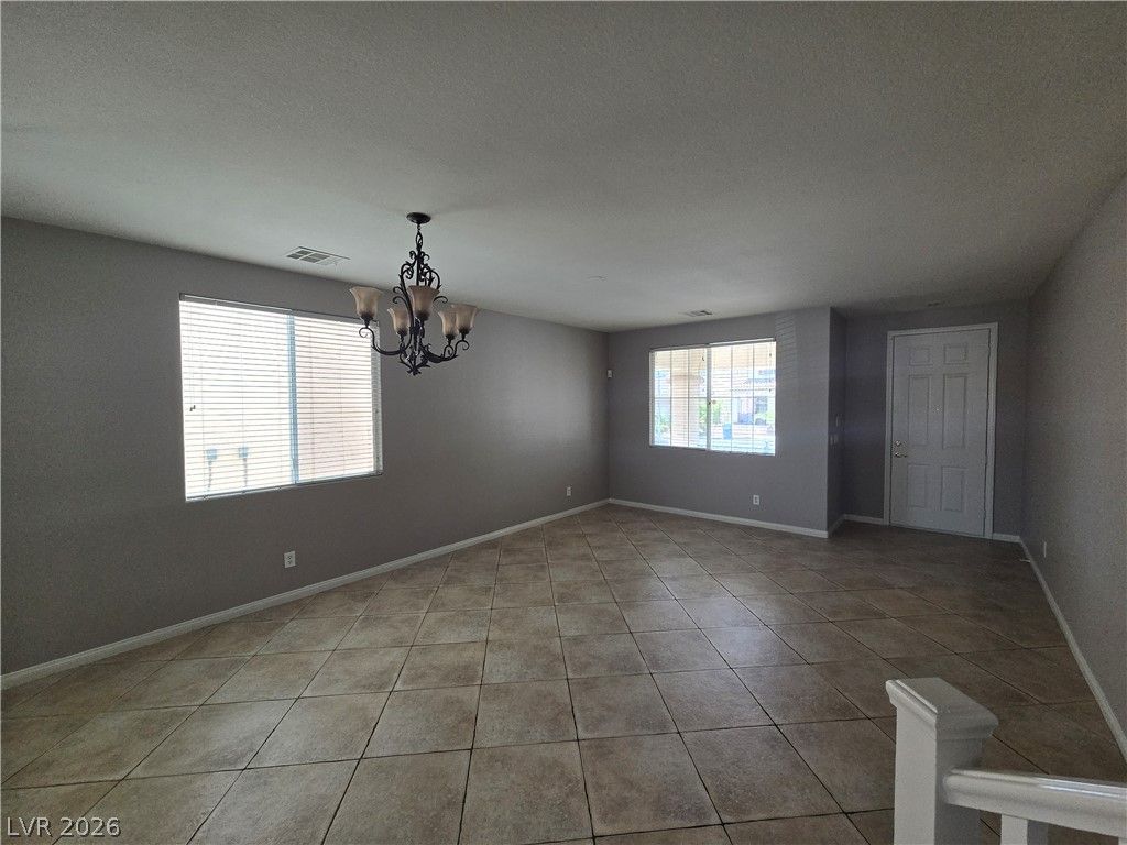 8350 Sterling Harbor Court, Las Vegas, NV 89117 — photo 5