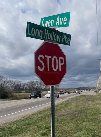 102 Gwen Ave, Gallatin, TN 37066