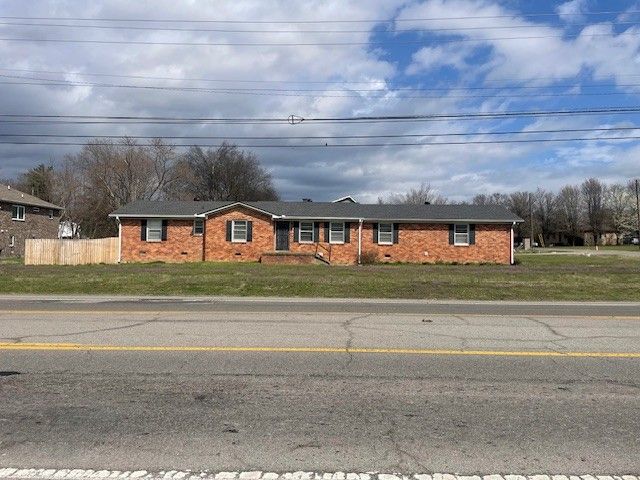 102 Gwen Ave, Gallatin, TN 37066