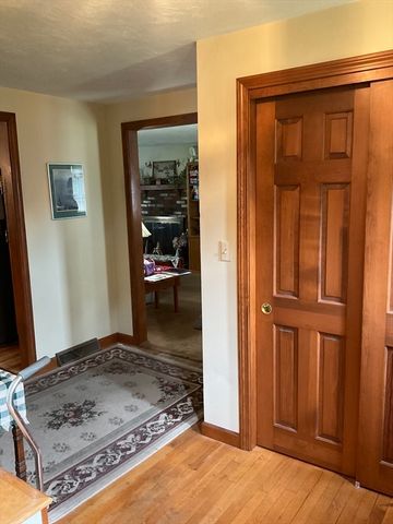 7 Bisbee Dr, Carver, MA 02330