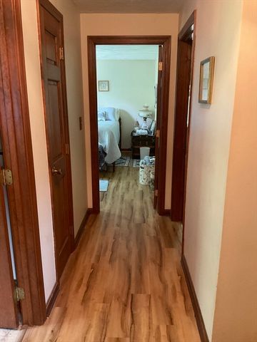 7 Bisbee Dr, Carver, MA 02330