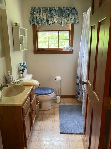 7 Bisbee Dr, Carver, MA 02330