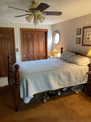 7 Bisbee Dr, Carver, MA 02330
