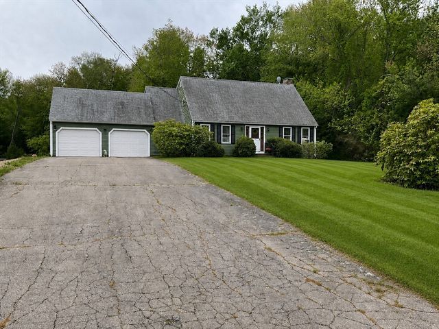 7 Bisbee Dr, Carver, MA 02330