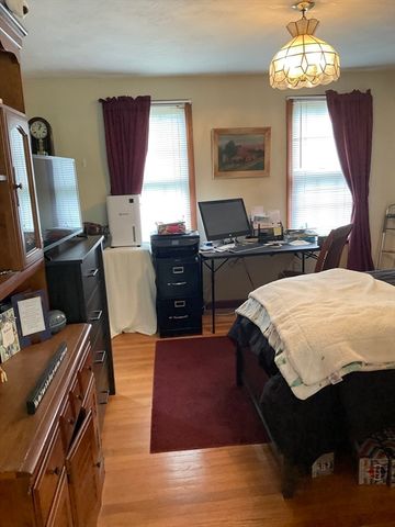 7 Bisbee Dr, Carver, MA 02330