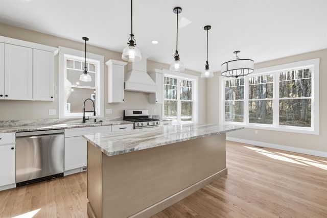 59 Lady Walsingham Way Lot 30, Laconia, NH 03246