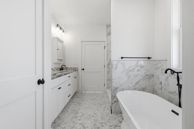 59 Lady Walsingham Way Lot 30, Laconia, NH 03246