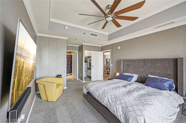 8255 Las Vegas Boulevard 2002, Las Vegas, NV 89123