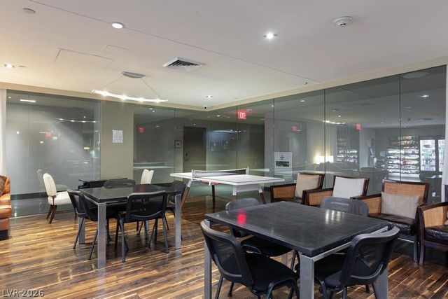 8255 Las Vegas Boulevard 2002, Las Vegas, NV 89123