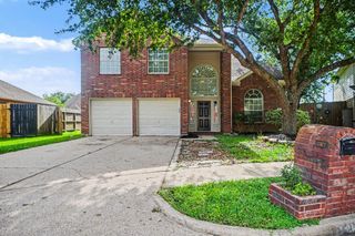 5123 Chase Park Gate Street, Bacliff, TX 77518