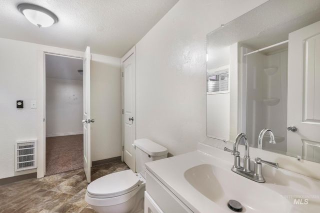 1170 Wendell St, Twin Falls, ID 83301