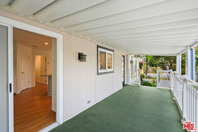 29500 Heathercliff Rd 18, Malibu, CA 90265