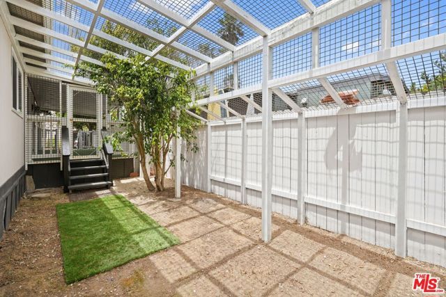 29500 Heathercliff Rd 18, Malibu, CA 90265