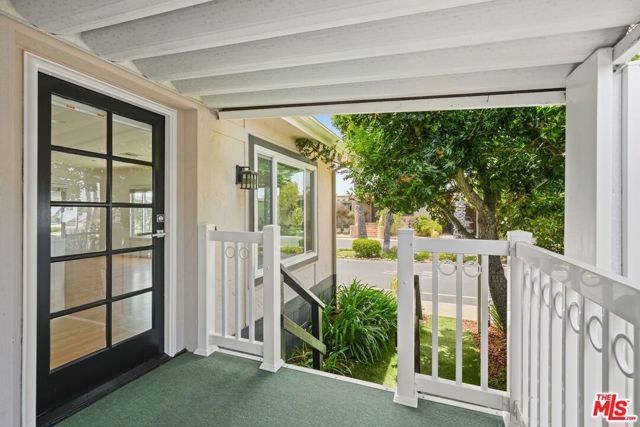 29500 Heathercliff Rd 18, Malibu, CA 90265