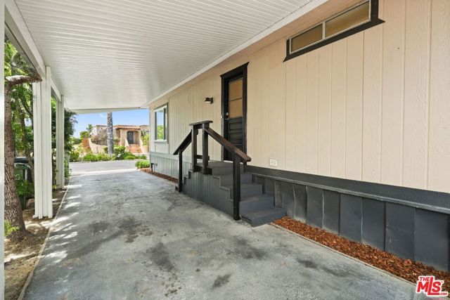 29500 Heathercliff Rd 18, Malibu, CA 90265