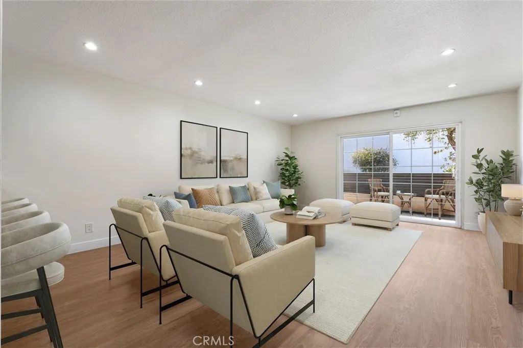 1121 Obispo Avenue 108, Long Beach, CA 90804