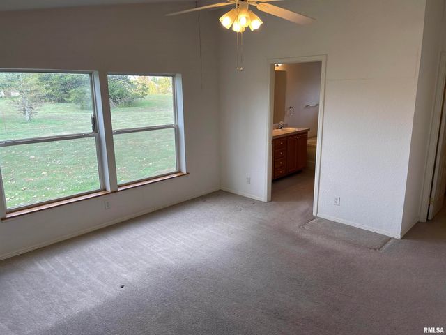 11980 E Hafer Road, Carterville, IL 62918