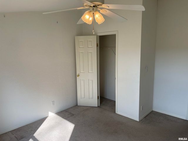 11980 E Hafer Road, Carterville, IL 62918