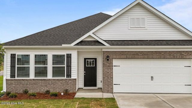 1101 Aviator Lane, Ayden, NC 28513