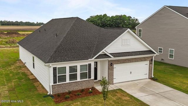 1101 Aviator Lane, Ayden, NC 28513