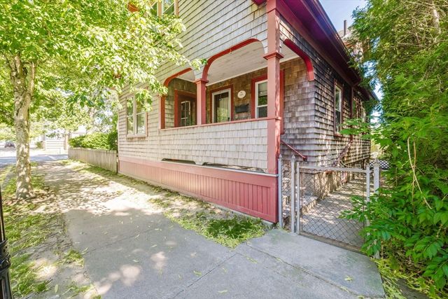 666 Union St, New Bedford, MA 02740