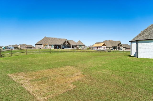 11291 S 220th East Avenue, Broken Arrow, OK 74014