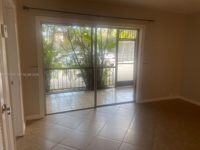 660 Tennis Club Dr 101, Fort Lauderdale, FL 33311