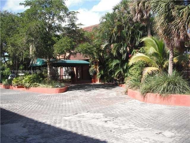 660 Tennis Club Dr 101, Fort Lauderdale, FL 33311