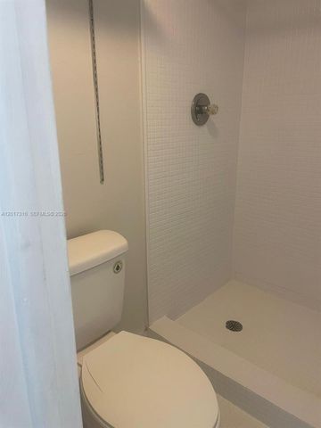 660 Tennis Club Dr 101, Fort Lauderdale, FL 33311