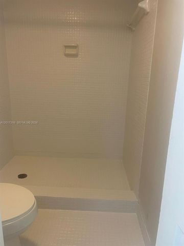 660 Tennis Club Dr 101, Fort Lauderdale, FL 33311