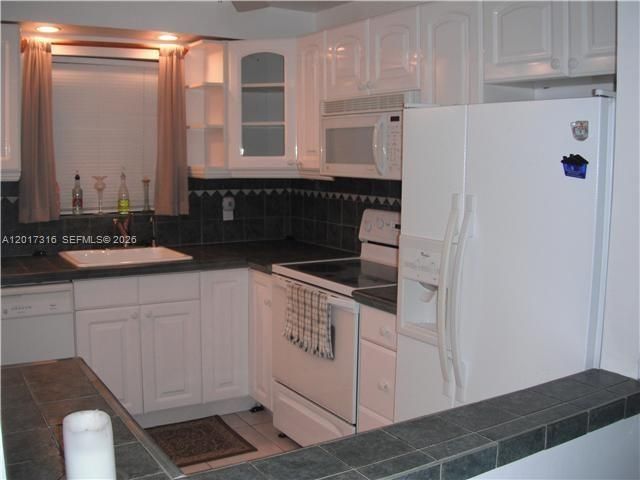 660 Tennis Club Dr 101, Fort Lauderdale, FL 33311