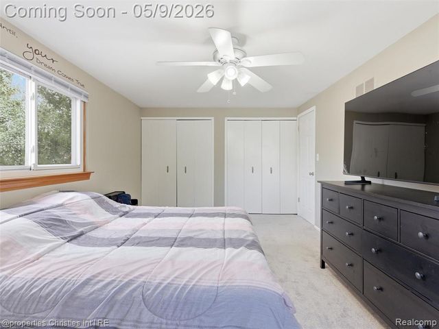 29526 Lyndon Street, Livonia, MI 48154