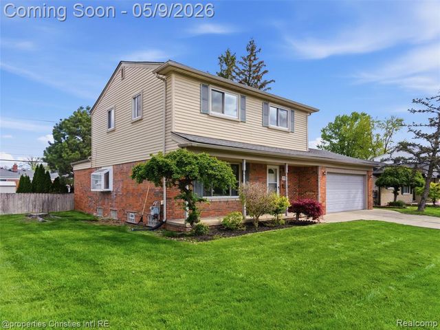29526 Lyndon Street, Livonia, MI 48154