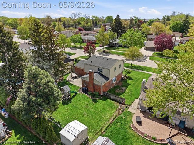 29526 Lyndon Street, Livonia, MI 48154