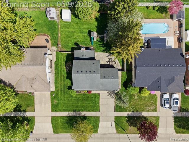 29526 Lyndon Street, Livonia, MI 48154