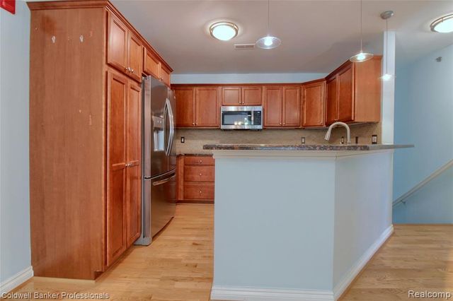 45973 Graystone Lane, Canton, MI 48187