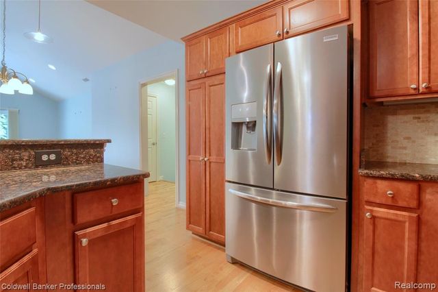 45973 Graystone Lane, Canton, MI 48187