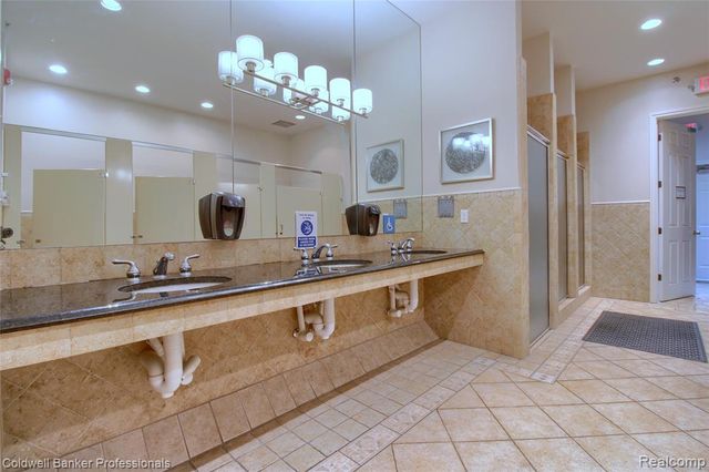 45973 Graystone Lane, Canton, MI 48187