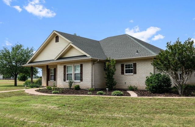 1211 W Fm 922, Valley View, TX 76272
