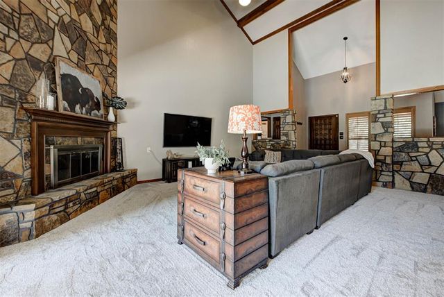 1600 Nightingale Lane, Edmond, OK 73034