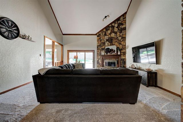 1600 Nightingale Lane, Edmond, OK 73034