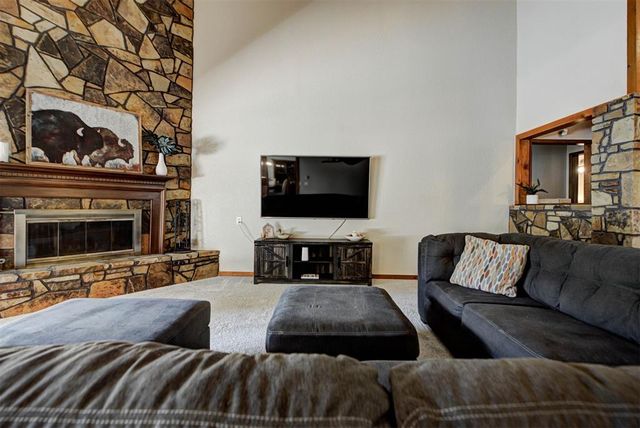 1600 Nightingale Lane, Edmond, OK 73034