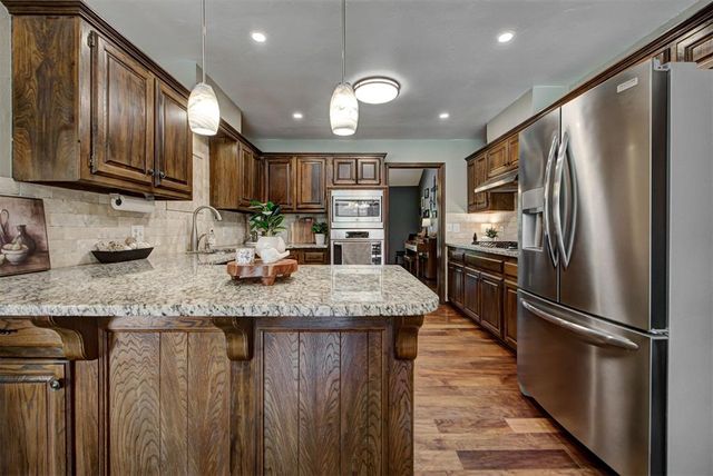 1600 Nightingale Lane, Edmond, OK 73034