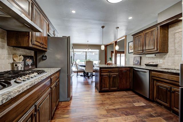 1600 Nightingale Lane, Edmond, OK 73034