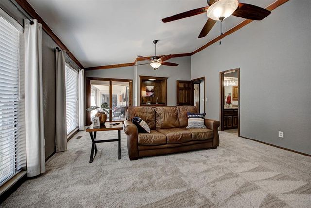 1600 Nightingale Lane, Edmond, OK 73034