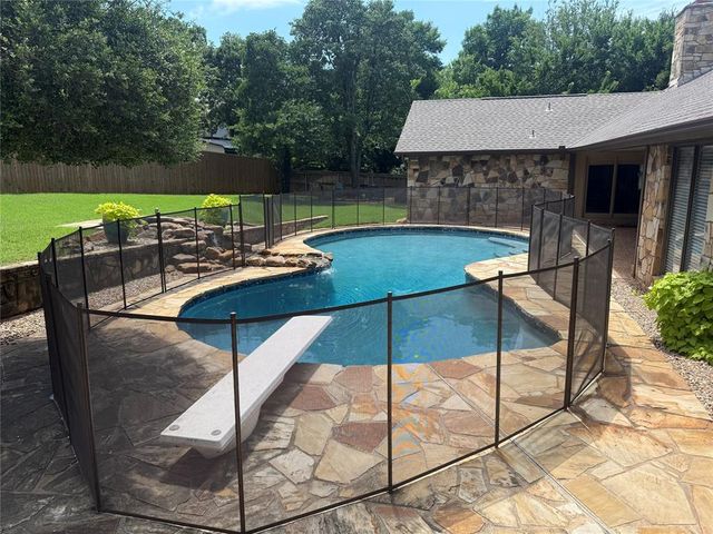 1600 Nightingale Lane, Edmond, OK 73034