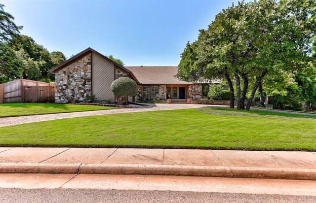 1600 Nightingale Lane, Edmond, OK 73034