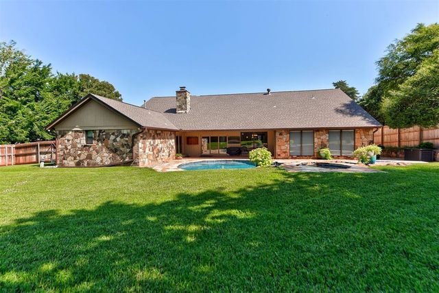 1600 Nightingale Lane, Edmond, OK 73034