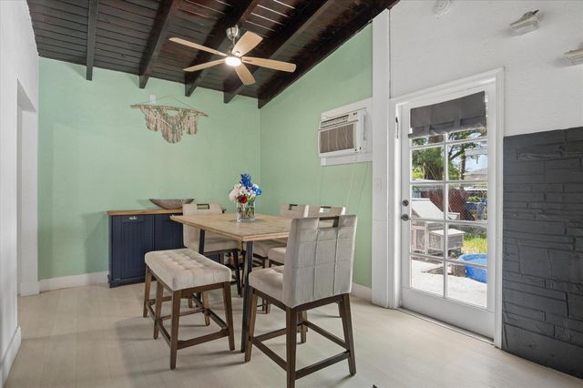 511 Carolina Avenue, Fort Lauderdale, FL 33312