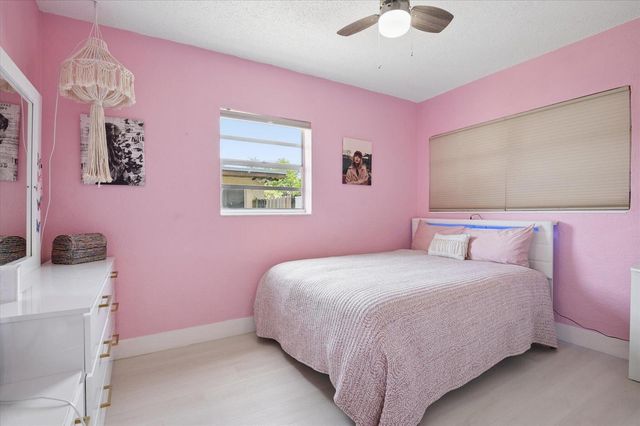 511 Carolina Avenue, Fort Lauderdale, FL 33312